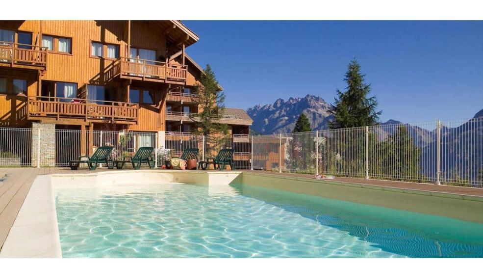 Апартаменти Le Hameau Des Ecrins Station 1800 Пюї-Сен-Венсан Екстер'єр фото